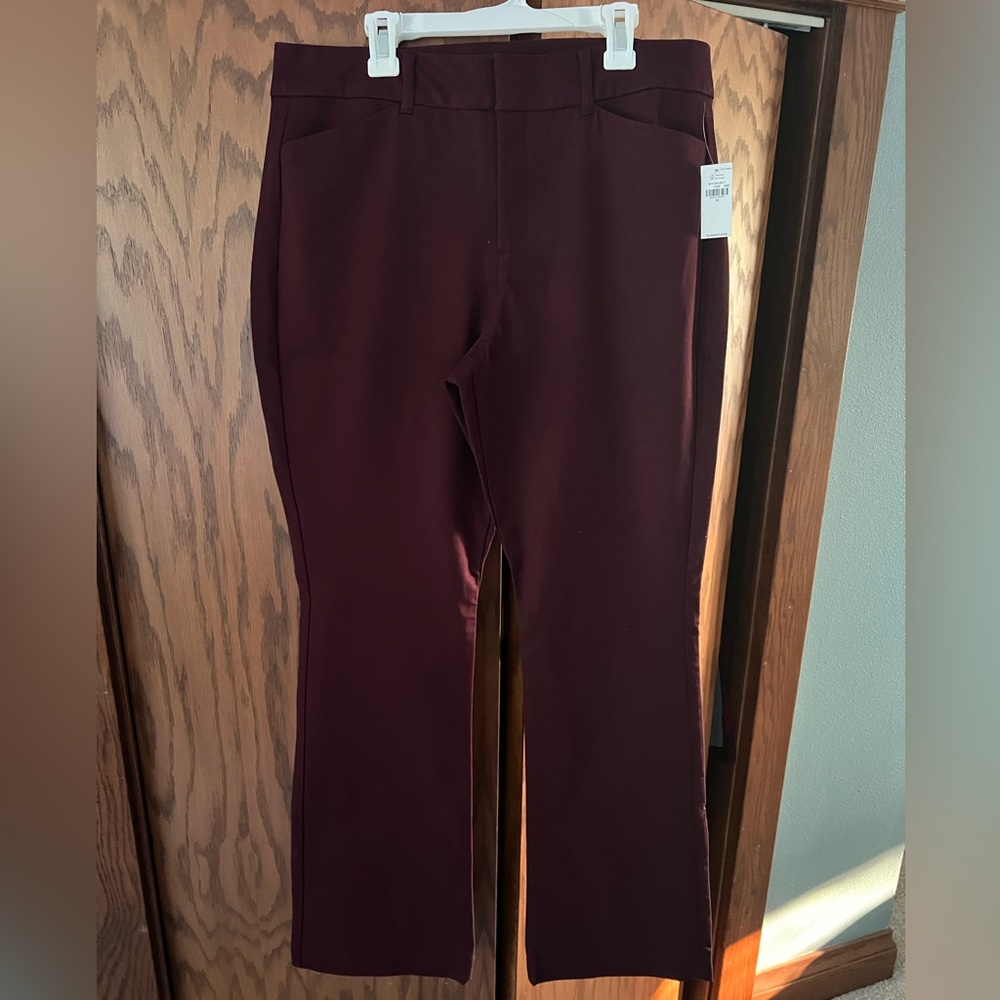 BNWT Old Navy Pants